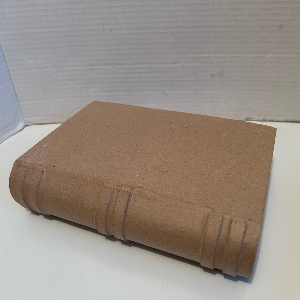 Darice DIY Crafts Paper Mache Book Box 7-3/4 x 5-1/2 x 1-3/4 in